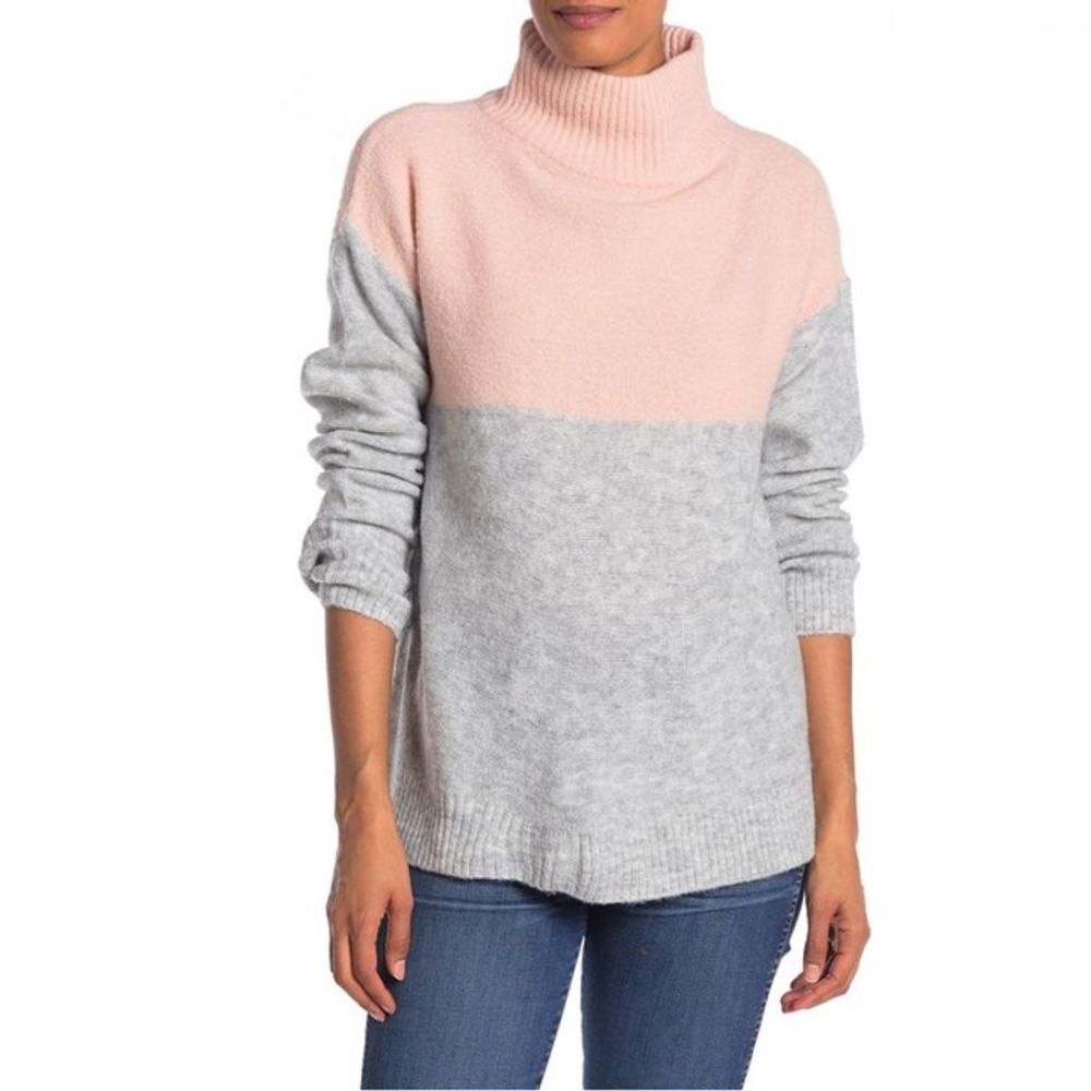 Susina Colorblock Turtleneck Sweater - Picture 1 of 8